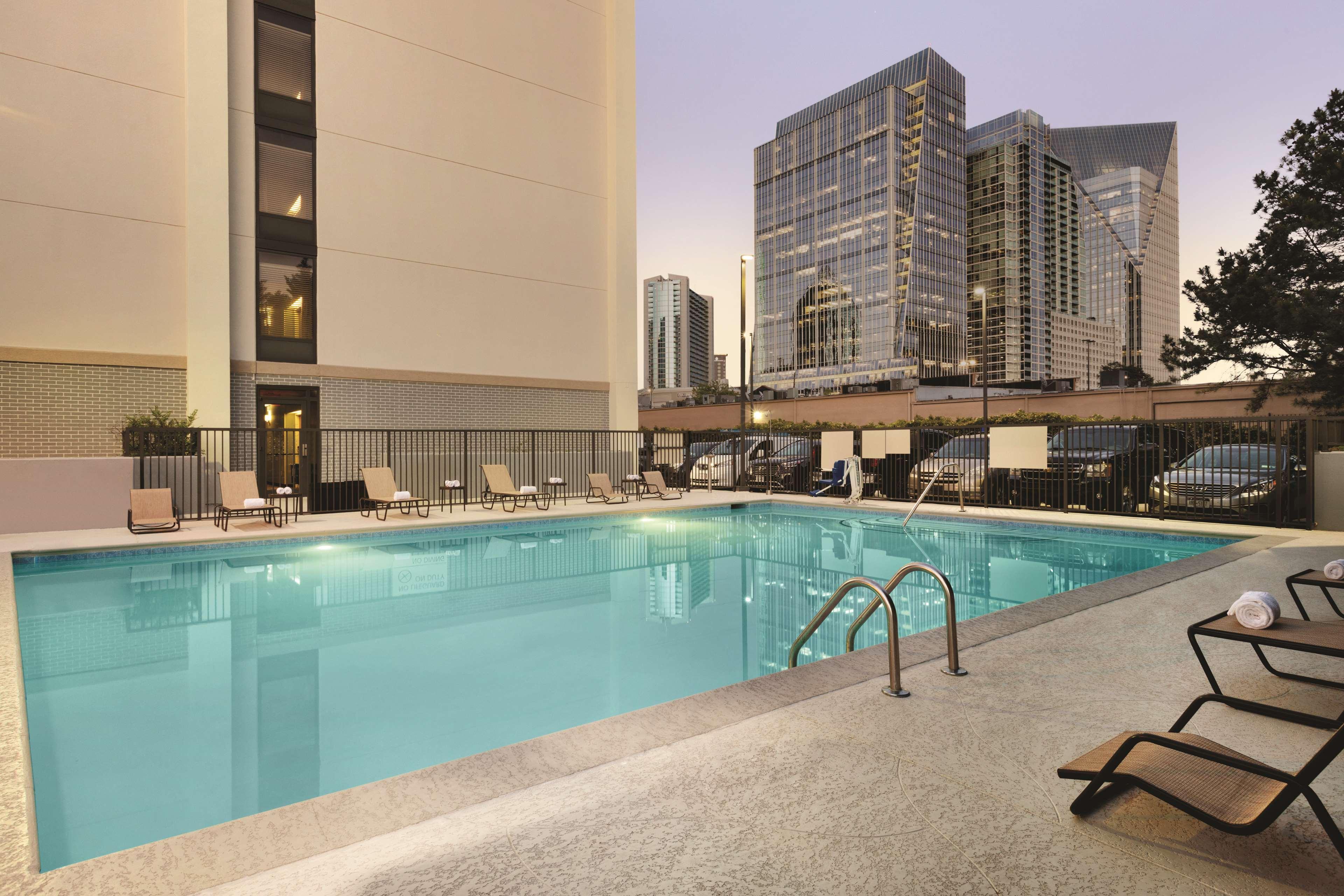 Hampton Inn Atlanta-Buckhead Bagian luar foto