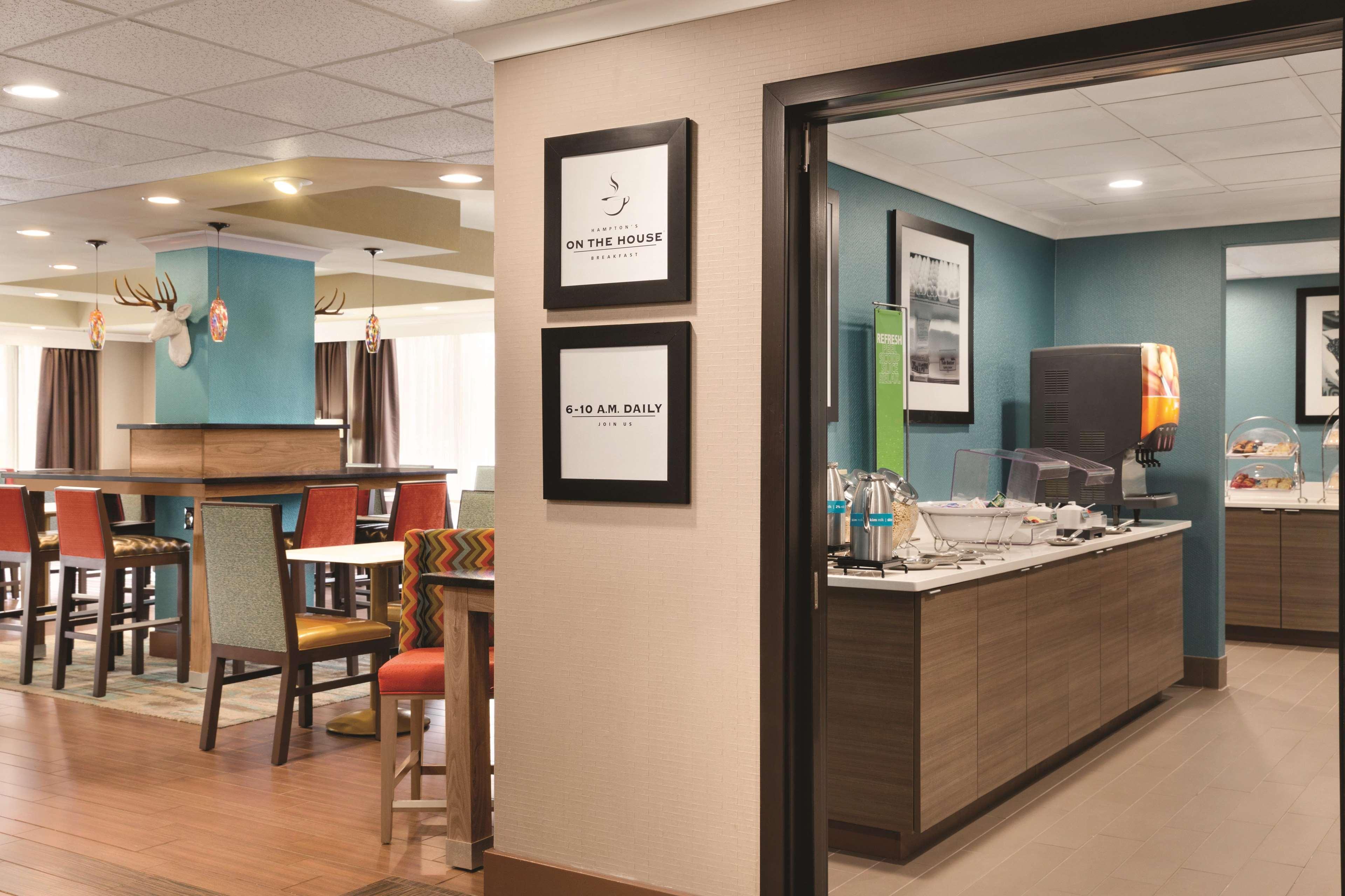 Hampton Inn Atlanta-Buckhead Bagian luar foto