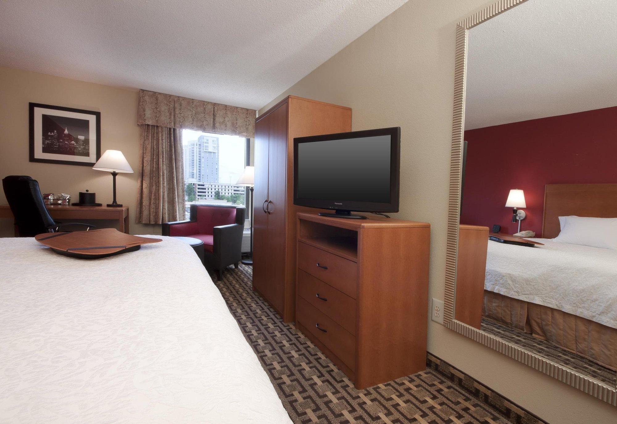 Hampton Inn Atlanta-Buckhead Bagian luar foto